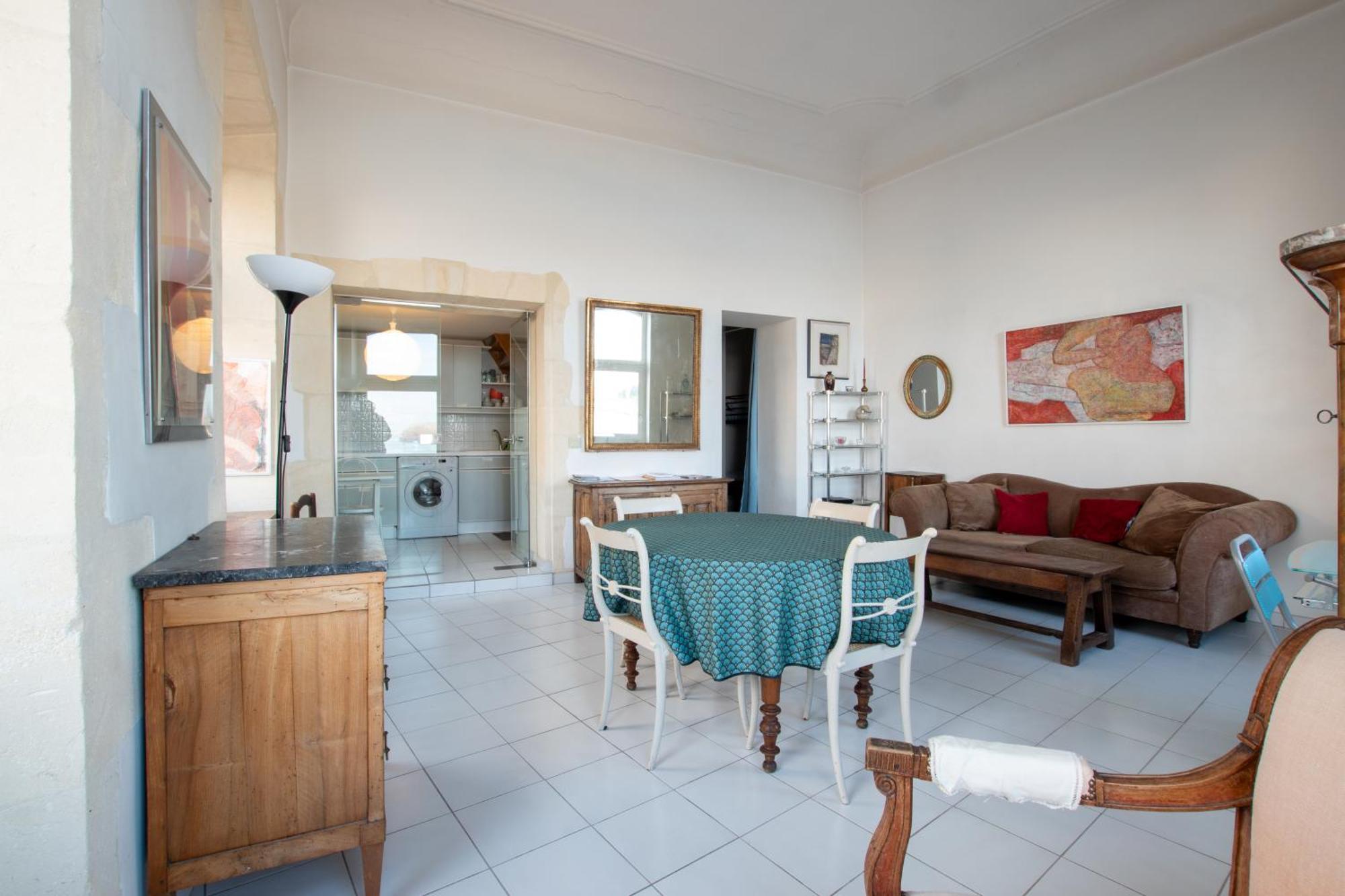 Renne - Vue Imprenable Sur Le Rhone Apartment อาร์ลส์ ภายนอก รูปภาพ